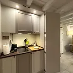 Lo Studiolo Tower Qk Costa 58 Apartamento