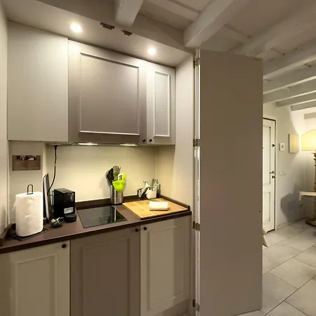 Lo Studiolo Tower Qk Costa 58 Apartmán